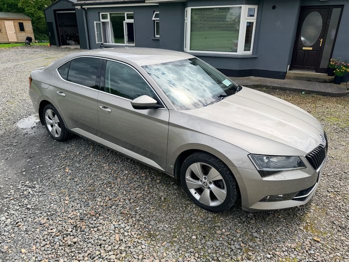 2016 Skoda Superb 2.0 TDI STYLE Automatic