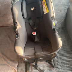 Joie i-Snug 2 i-Size Infant Car Seat Lightweight Carrier (Accident Free)