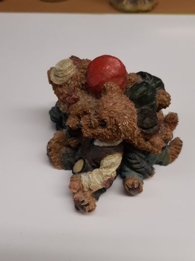 Teddy bear ornament
