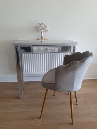 Vanity table and Shell chair