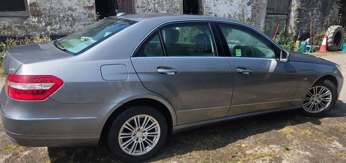 Mercedes-Benz E-Class 2010