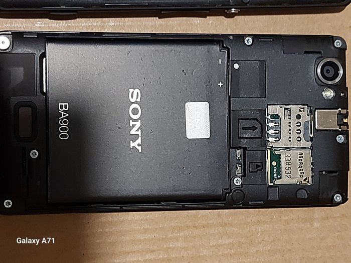 Sony Xperia M, Model C1905 in excellent cosmetic condition, Pin Locked, For parts or repair