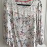 BRAND NEW Beautiful Ladies Tops Image 4