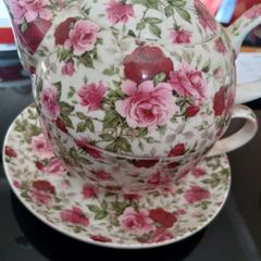 Maxwillaims  rose buddy tea bot set