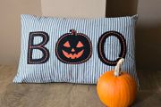Striped Halloween cushion cover - Boo