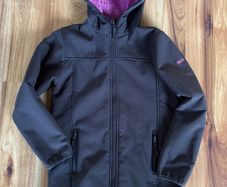 Trespass girls soft shell jacket age 11-12 years