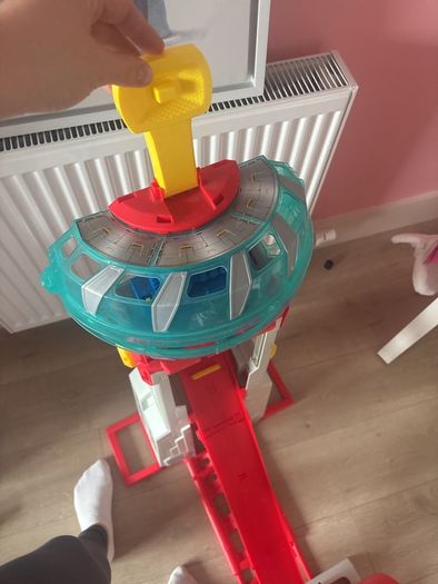 paw patrol rescue wheels super loop hq