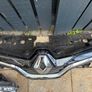 renault Captur 2017 grill and driver side headlight Image 6