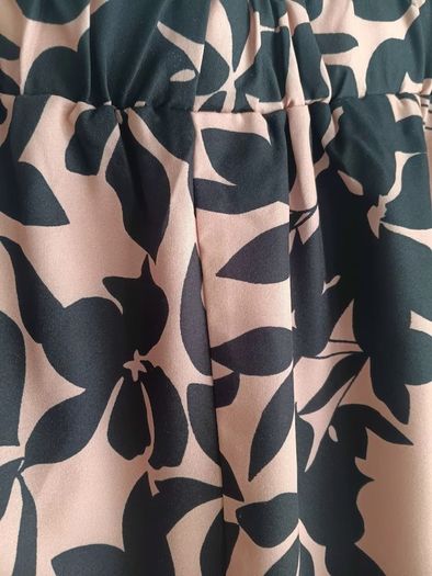 Midi Skirt in Black and Blush Floral print