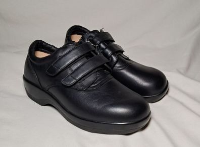 Apex conform men's double strap shoes size 5 brand new