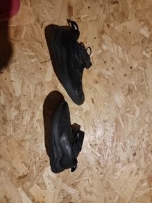 boys runners size 8.5uk