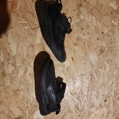 boys runners size 8.5uk