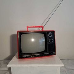 Vintage Sanyo portable TV
