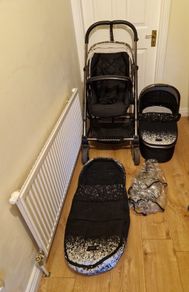 Mamas and papas Urbo 2 baby travel system/pushchair