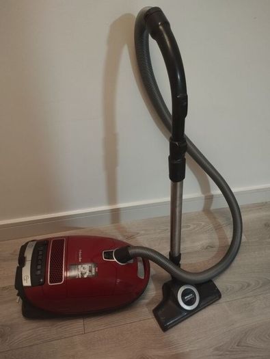 Miele vacuum cleaner