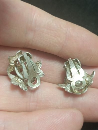 Vintage Sterling Silver Filigree Flower Earrings Clip On