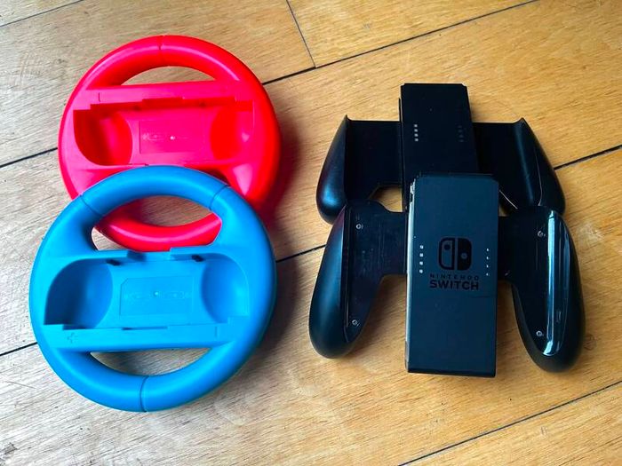 Nintendo Switch, Docks, Accessories and game