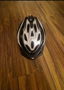 Cycling helmet