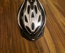 Cycling helmet