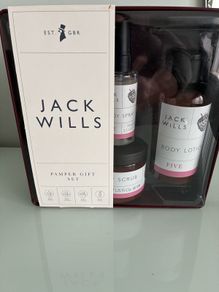 Jack Wills Pamper Gift Set