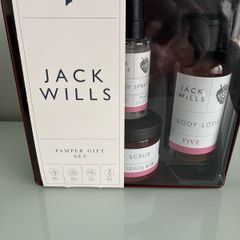 Jack Wills Pamper Gift Set