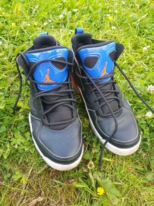 Jordans shoes size 39