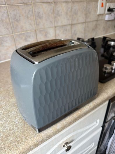 toaster - Russel Hobbs