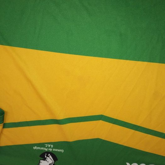 FREE POST Pearses GAA (L) Belfast Cumann Na Phiarsaigh  GAA Shirt Jersey O'Neills Gaelic Football Hurling Vintage Retro Padraig Pearse Easter Rising 1916