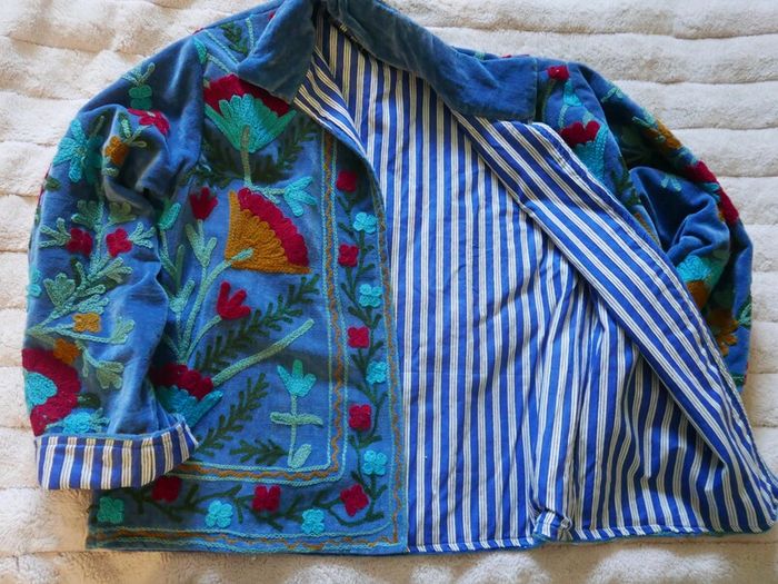 Velvet embroidered jacket size L