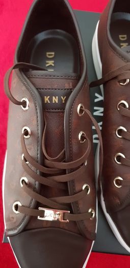New Real DKNY Runners
