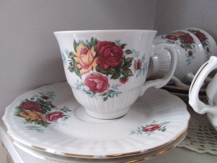 China Cups & Saucers + Lidded Sugar Bowl
