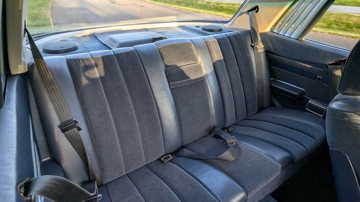 Mercedes 450 SLC 1978 (type 107)