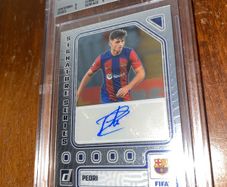 Pedri Autograph Card Barcelona Graded