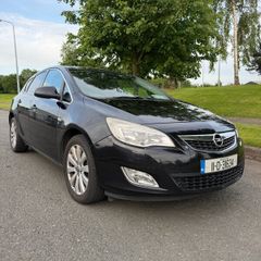 Opel Astra J SE 2011