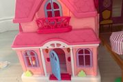 Doll house