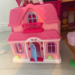 Doll house