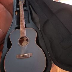 Harley Benton CLO-70ASR w/case