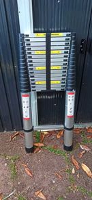 Telescopic extension ladder