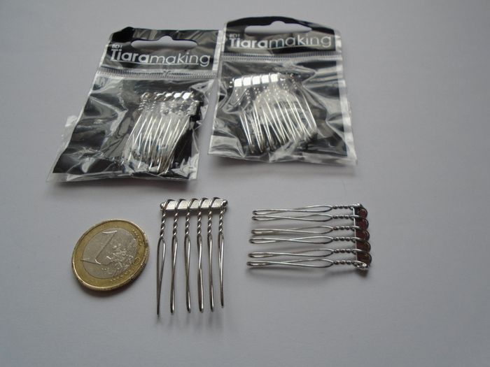 Metal Hair combs.Jewellery making supplies,Craft supplies.,hair accessories