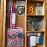 sewing box with sewing accessories Image 7