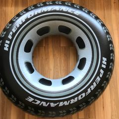 Free - Inflatable toy tyre for pool