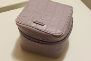 Travel jewelry organizer
