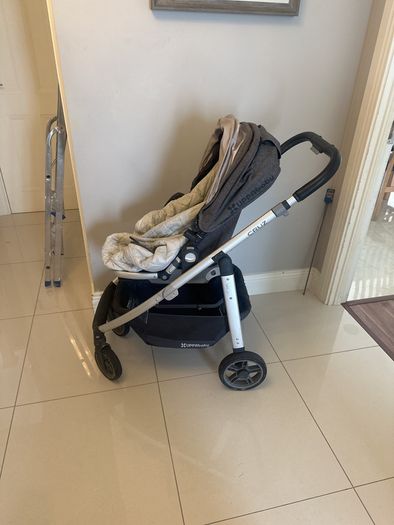Uppababy Stroller and carrycot and accessories