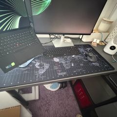 ikea desk/table
