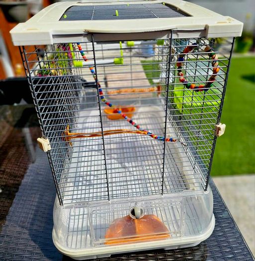 Vision by Hagen double bird cage.