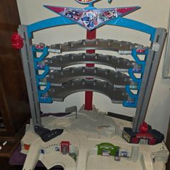 Hot Wheels City Ultimate Garage Playset