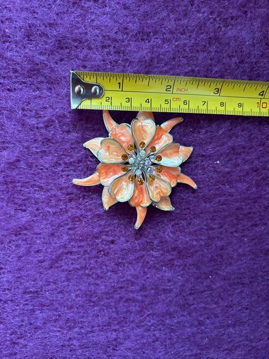 Brooch
