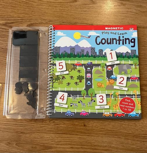 Magnetic Play & Learn Counting Book
