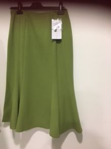Country Casuals Green Skirt Size 12 (NEW)