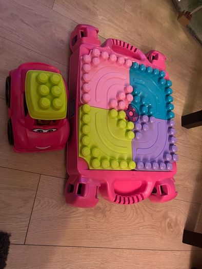 Lego table/car